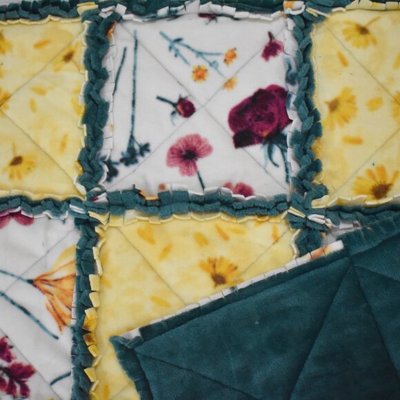 Fleece Rag Quilt Throw - Picture 2 of 8